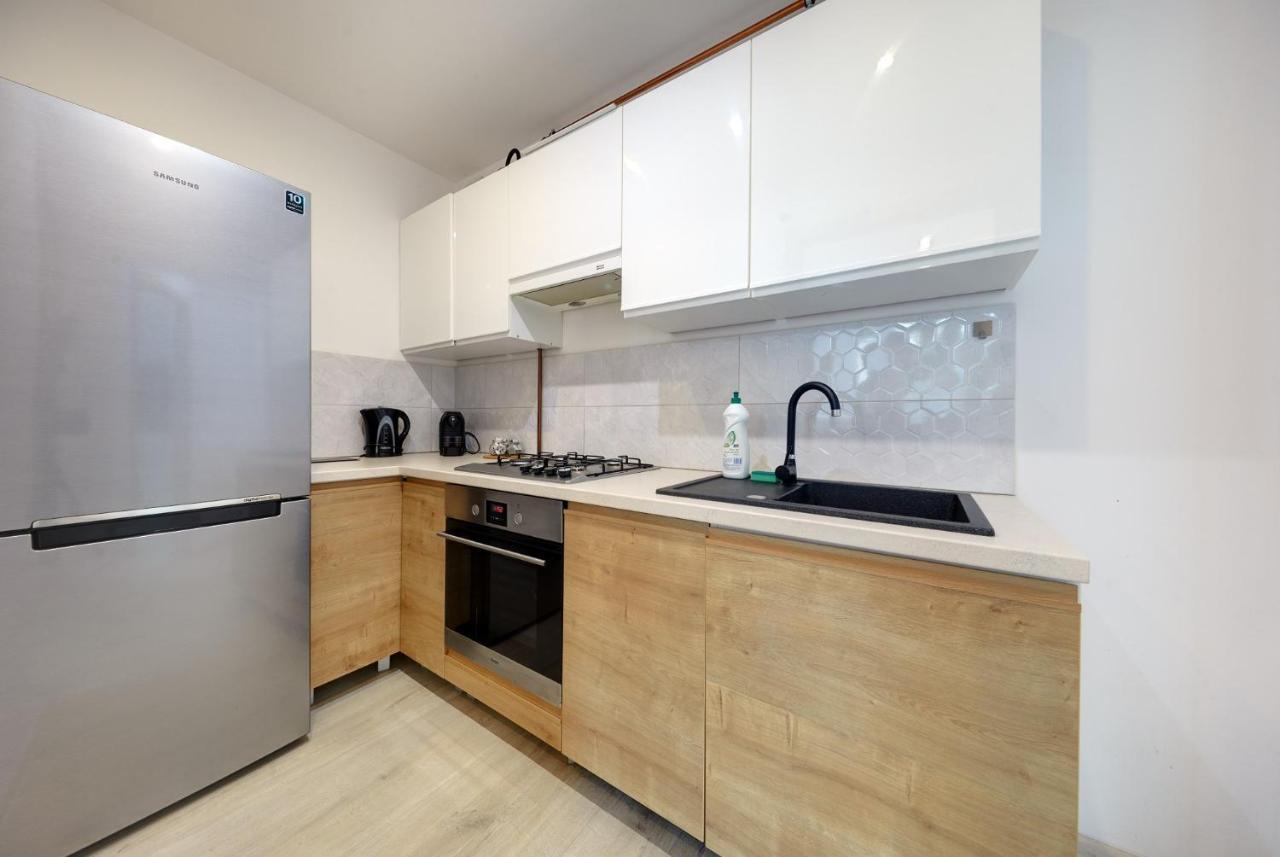 Crystal Apartment Katowice II ภายนอก รูปภาพ